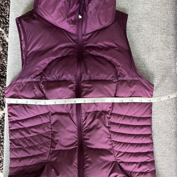 Lululemon Fluffin’ Awesome Vest in Plum - Picture 5 of 6